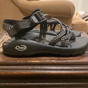 Chaco ZX2 Boost Black size 5 women